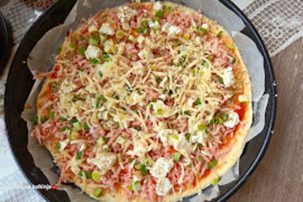 Testo za picu bez dizanja: Zamesite, razvucite i odmah pecite, ovaj recept će vam biti pravi spas