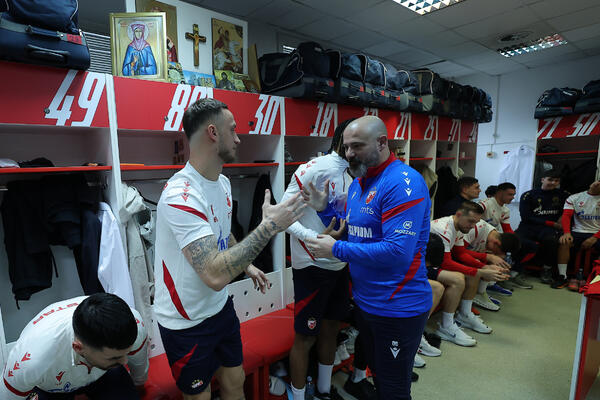 Dejan Stanković i najjači tim Crvene zvezde - povratnik Eraković i jedna dilema (Foto)
