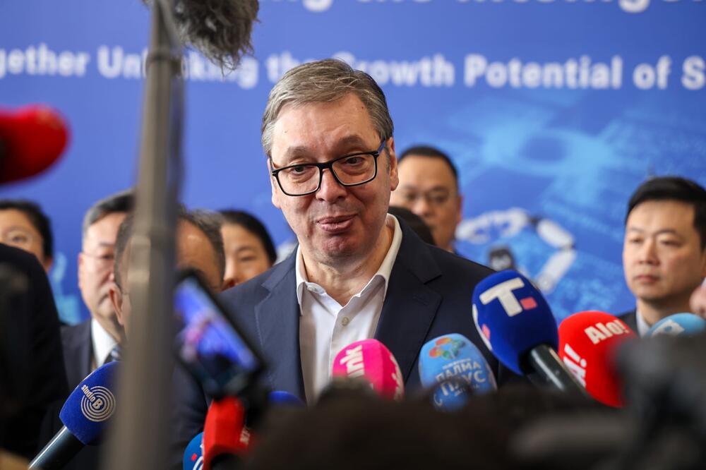 "Meni na mitinge ne mora da dolazi niko ko ne želi": Vučić najavio skup u Beogradu pa se zahvalio na reklami