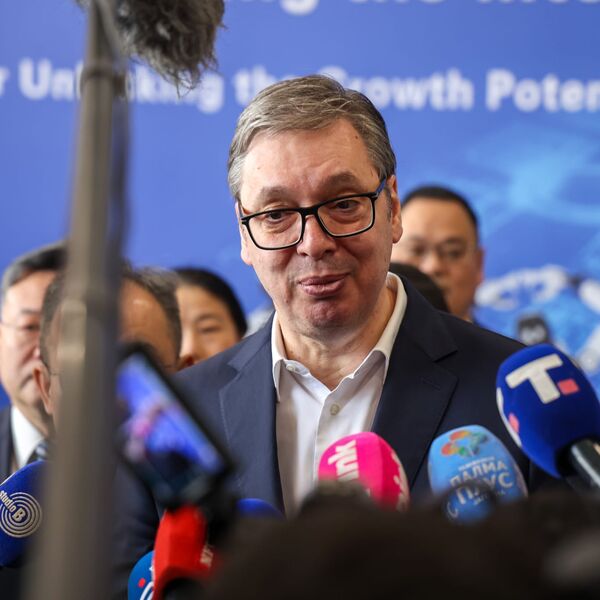 "Meni na mitinge ne mora da dolazi niko ko ne želi": Vučić najavio skup u Beogradu pa se zahvalio na reklami