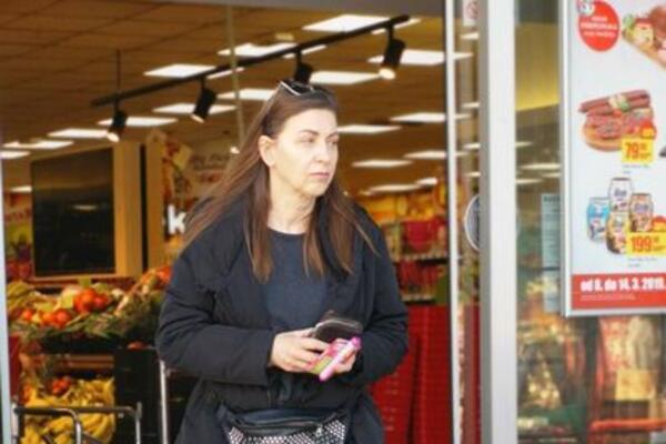 KO JE ČOLINA ŽENA KOJA JE POZVALA POLICIJU POSLE BAČENE KAŠIKARE? Slučajno se UZELI - "BILO JE ILI DŽA ILI BU"