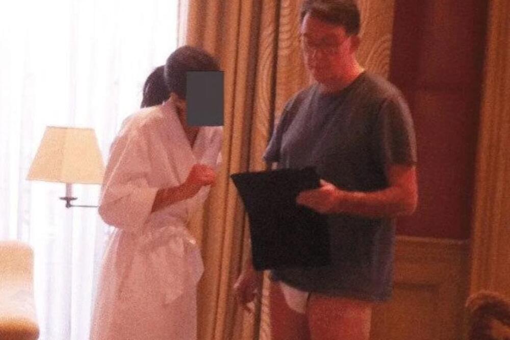 EPSTAJNOV OMILJENI POLITIČAR U GAĆAMA META BRITANSKE POLICIJE: Evo šta je radio sa PREDATOROM, da se smrzneš!