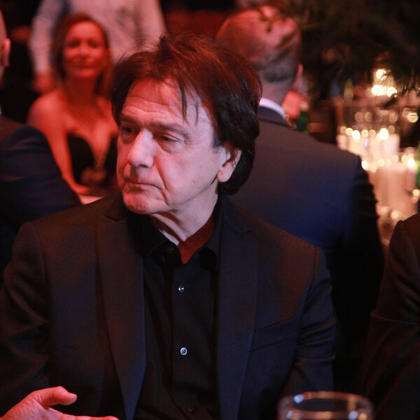 Kamere snimile napadače koji su bacili bombu na kuću Zdravka Čolića: Zabeleženo kretanje dvojice muškaraca