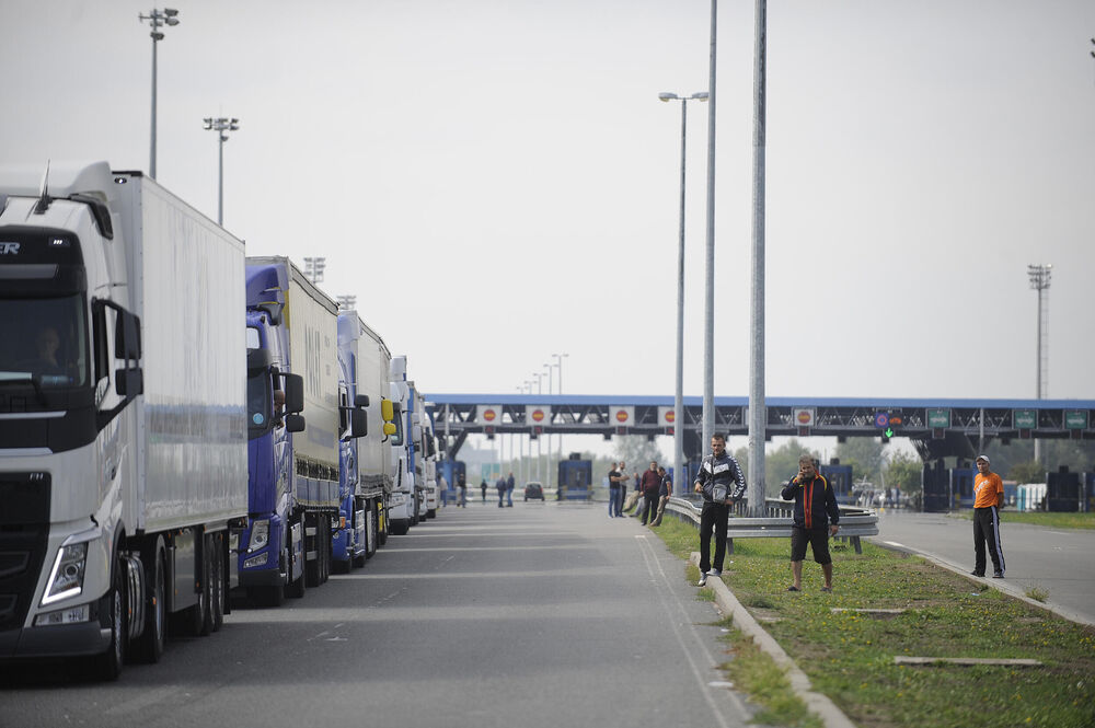 granica, Granični prelaz, Kamioni, carina