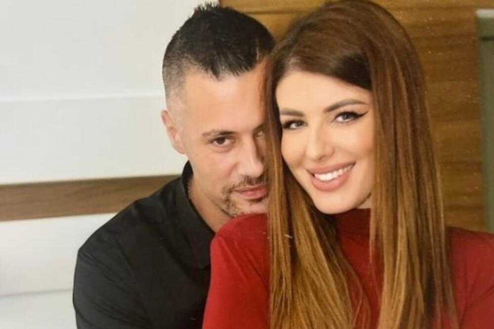 KO JE TEODORIN NOVI DEČKO? Maznula mlađeg frajera - ne odvajaju se mesecima, uskoro ćemo ih gledati zajedno&hellip;