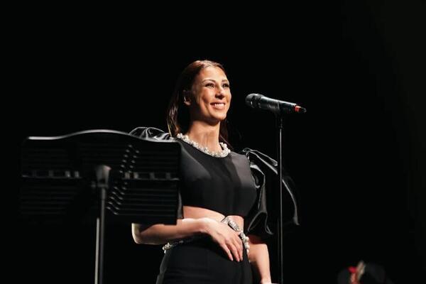 Valjevo na nogama! Nadežda Biljić održala prvi koncert kod kuće, suprugu poslala javnu poruku ljubavi!