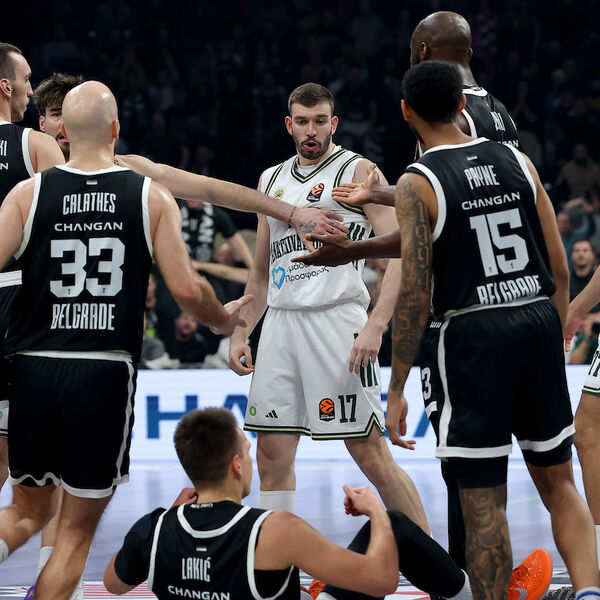 Skandalozno ponašanje igrača Panatinaikosa! Arijan Lakić udaren dva puta - palo i isključenje!