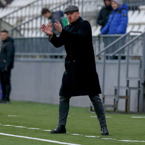 Jakšić preuzima crno-bele!