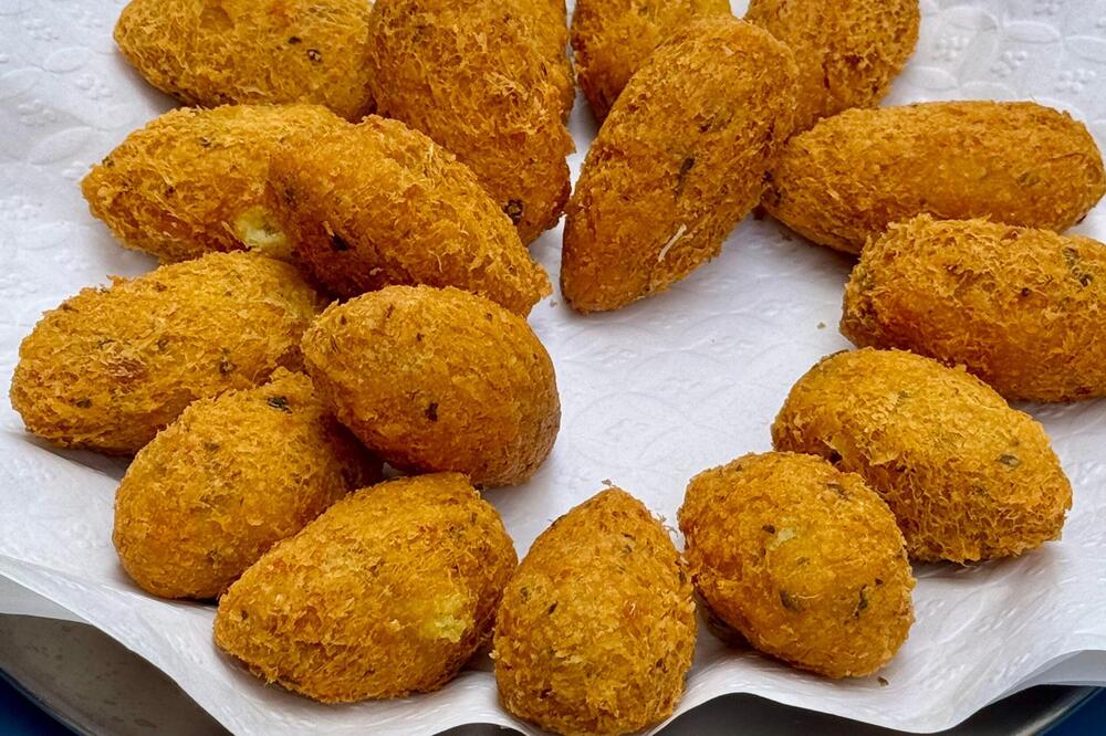 Ko jednom spremi krokete od krompira i sira poželeće ponovo: Toliko su dobri da će vam recept tražiti baš svi