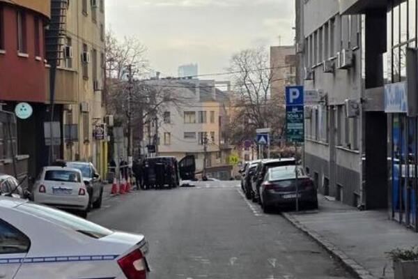 BAČENA BOMBA NA POZNATU VINOTEKU U BEOGRADU! Sve VRVI od POLICIJE! Drama na Vračaru!