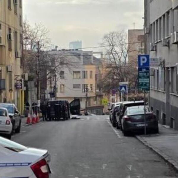 BAČENA BOMBA NA POZNATU VINOTEKU U BEOGRADU! Sve VRVI od POLICIJE! Drama na Vračaru!