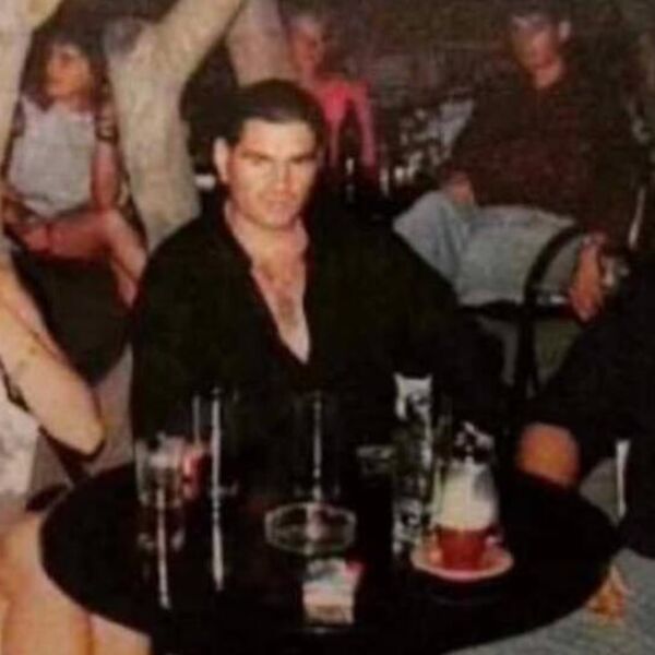 REKAO "ODOH DO DIDE, VRAĆAM SE ZA 5 SEKUNDI" I ZAVRŠIO U MRTVAČKOM SANDUKU! Najjačem Baraninu presudio VENČANI KUM!