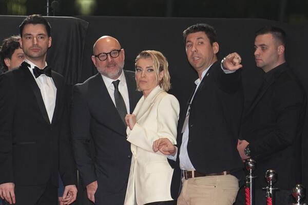 BOJKOT KOMEDIJE U KOJOJ SU SRBI I HRVATI! Zašto sveštenik iz Novog Travnika ne želi da narod gleda &bdquo;Svadbu&ldquo;?