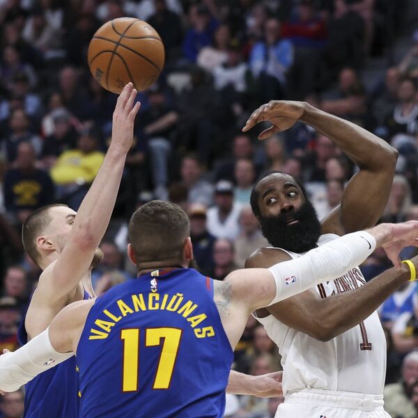 Tripl-dabl Nikole Jokića i promašaj za pobedu - sve pokvario Džejms Harden (Video)