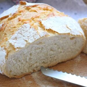 SVI ĆE PITATI KAKO PRAVITE OVAKO DOBAR HLEB! Domaćinski trik za hrskavu koricu - puca koliko je dobar, CAKA JE U..