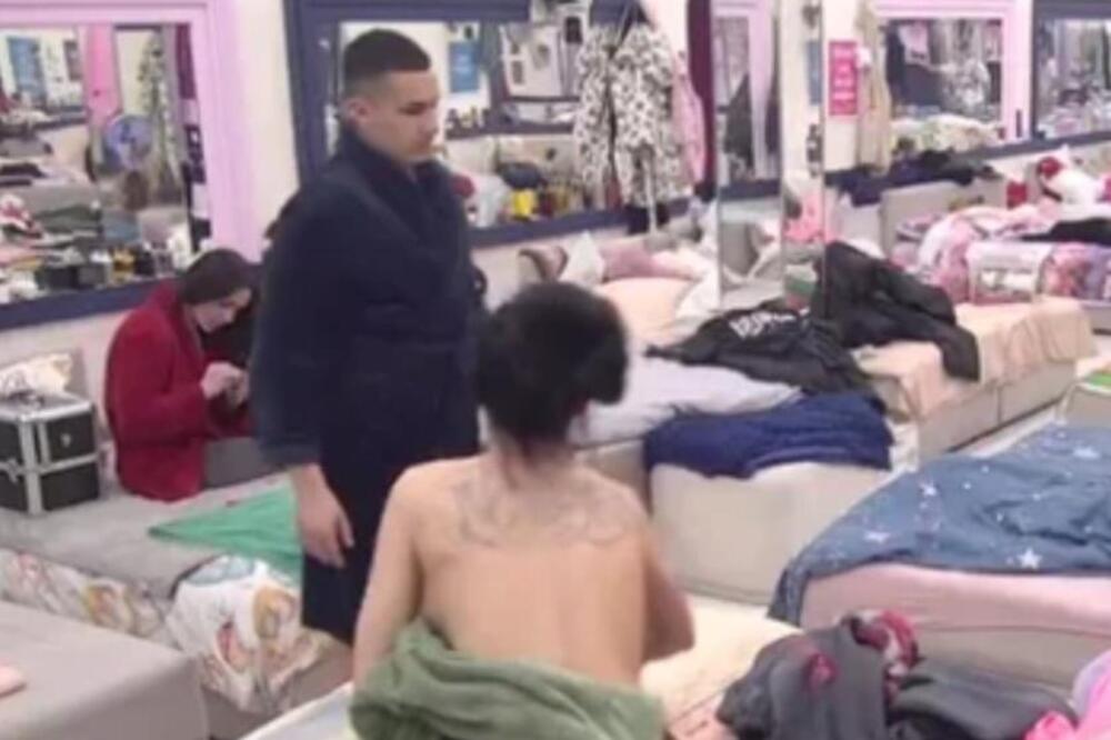 ŠTA LI ĆE JOŠ OVAJ NAROD DA VIDI OD NJE? Pred Srbijom se gola skinula, pa rekla kakav joj je bivši bio, šok prizor