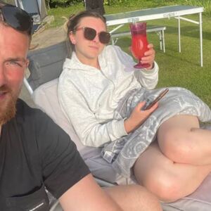 NAPUSTILI KANCELARIJSKE POSLOVE I SADA ŽIVE KAO KRALJEVI: Sara i njen dečko uštede 2.300 evra mesečno, evo i kako!