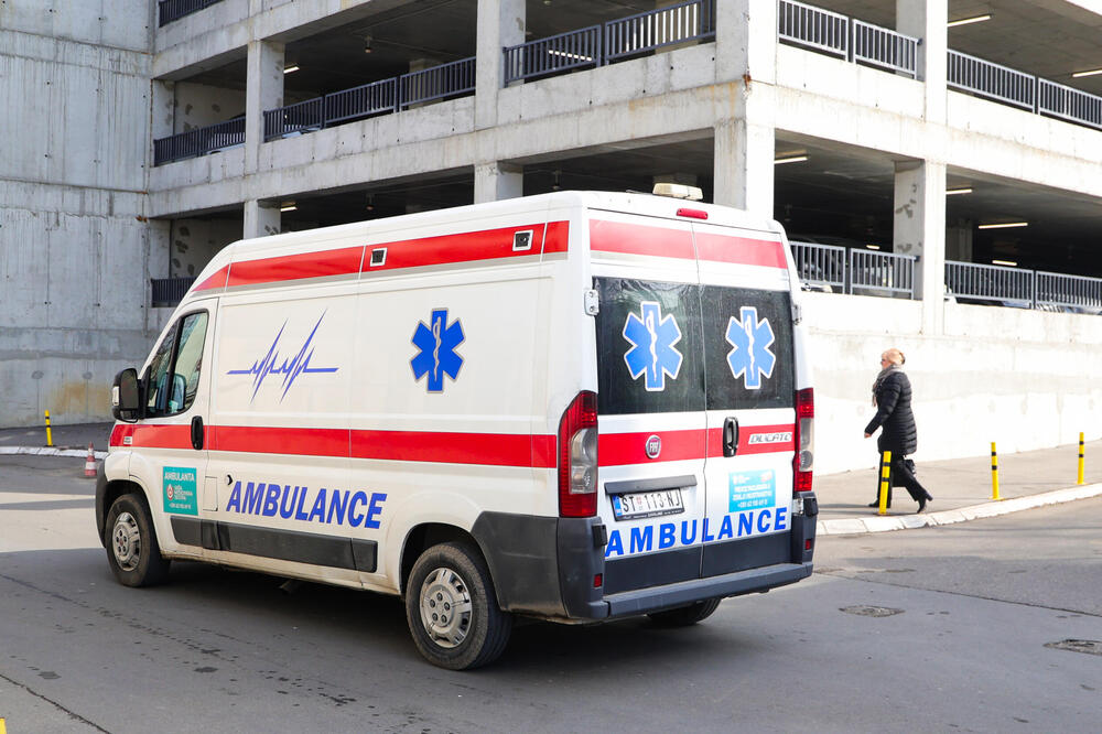 PACIJENATA SVE VIŠE, AMBULANTE SVE PUNIJE: Hitna pomoć u ovom gradu ne staje ni dan ni noć, TELEFON SE USIJAO