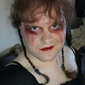 BIO JE POVUČENI, TIHI KLINAC, IDENTIFIKOVAO SE KAO TRANSRODNA OSOBA: Đaci o navodnom ubici koji je napravio masakr!