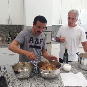 "OBOŽAVAO SAM VIDEO MUČENJA" Među moćnicima u Epstajnovim fajlovima se našao i ON, kad čujete ko je u pitanju...