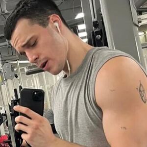 KAKVA BIDŽA! Nije ni čudo što je san mnogih devojaka u Srbiji - sin uglednih Srba patosirao, PONOSAN NA ONO ŠTO IMA