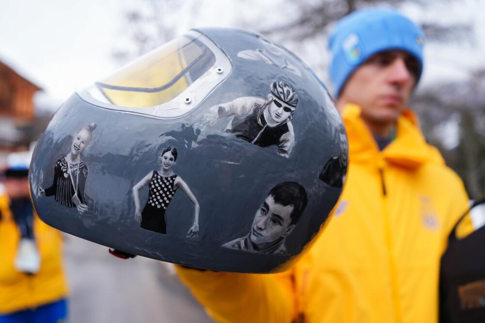 Ukrajinac eliminisan zbog &ldquo;kacige sećanja&rdquo;: Nije stvar poruke za Ruse, već su takva pravila!