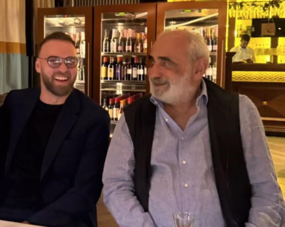 On je zajedno sa ćerkom Bibom i Danijelom učestvovao u spotu