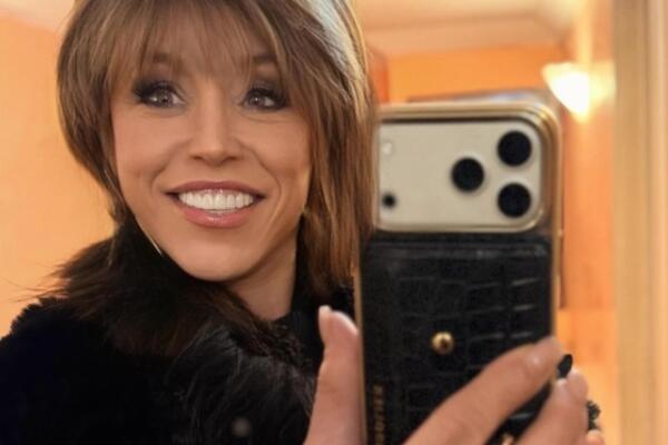 U APRILU PUNI 66 GODINA, A PRODAJOM POSTALA MILIONERKA! Svi bruje o VODITELJKI - bila ŠVORC, pa se obogatila