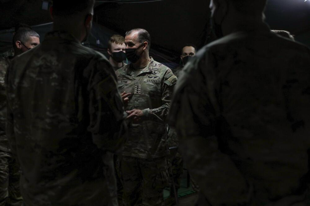 Počele TIHE PRIPREME ZA RAT I NAJCRNJI SCENARIO! Rakete stižu, vojska je tu - OVA ZEMLJA SPREMA PODZEMNU TVRĐAVU!