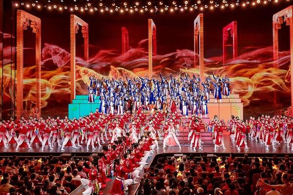 Počeo novogodišnji Gala veče Prolećnog festivala Kineske medijske grupe