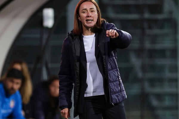 Dobitnica Zlatne lopte FSS uskoro okuplja žensku reprezentaciju za moguće istorijske kvalifikacije