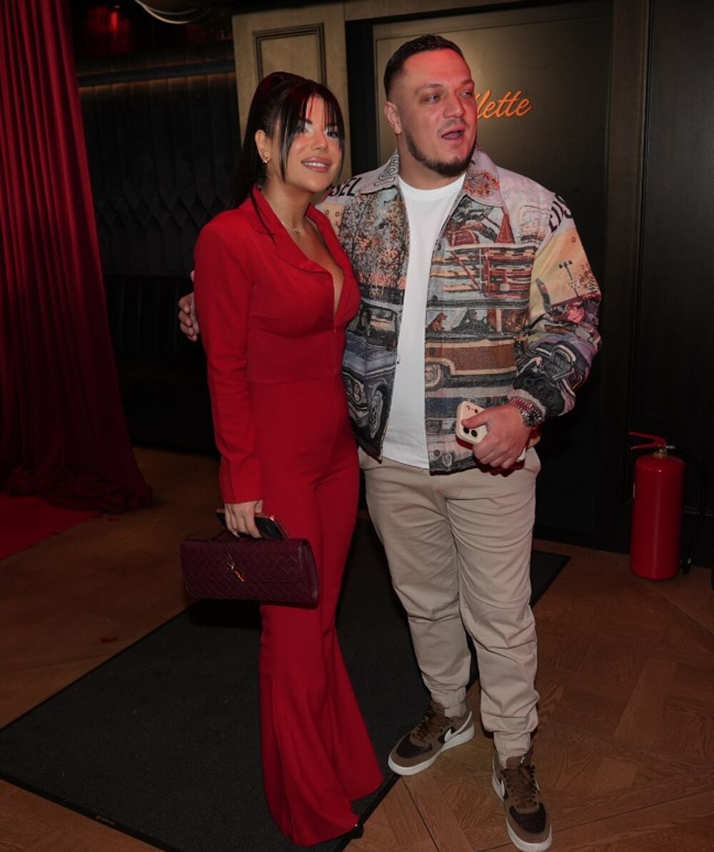 Tina Amore, Gastoz, Nenad Marinković Gastoz