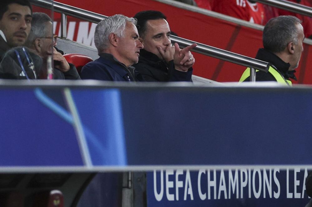 Žoze Murinjo posle 13 godina ponovo na klupi Real Madrida?