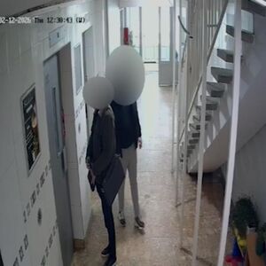 "HALO, MI SMO SA VMA, SA KIM ŽIVITE?" Prevaranti prvo ZOVU PENZIONERE, a kad saznaju adresu - STVORE SE NA VRATIMA!