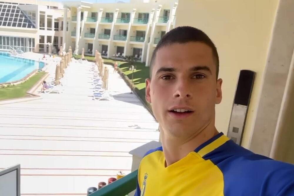 UHAPŠEN JUTJUBER KOJI JE IMAO TEŠKU SAOBRAĆAJKU: Simi vozio mrtav pijan, pa slupao papreni BMW, oglasio se ADVOKAT!