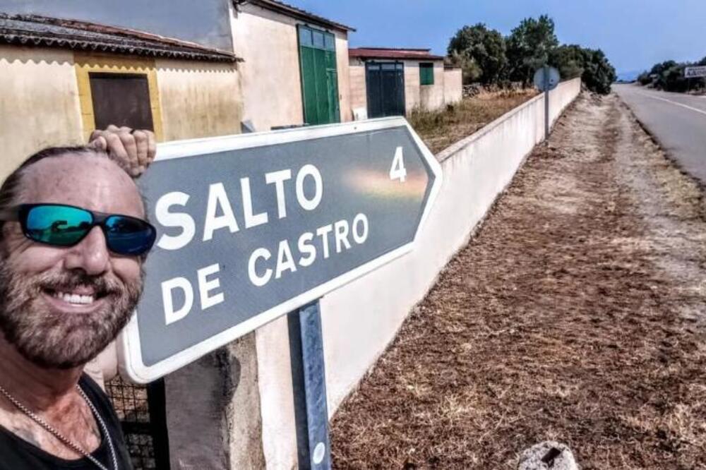 Biznismen kupio CELO SELO PO CENI JEDNOG STANA! Ima samo jedan cilj, evo šta je zamislio! (FOTO)