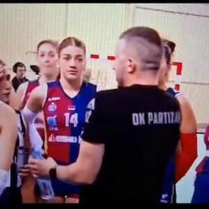 Oglasile se odbojkašice Partizana u vezi skandaloznog tajm-auta trenera Živanovića: Godinama se nije našla osoba...