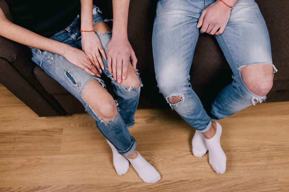 OPASAN TREND TRUJE DECU U SRBIJI! Zašto tinejdžerke biraju OVO umesto zdravlja? STATISTIKA JE RAZARAJUĆA!