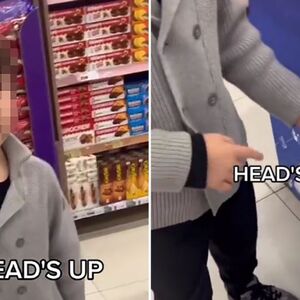 Jeziv snimak dečaka zgrozio Srbe: Pokazao našu zastavu i izgovorio strašne reči: "Najomraženija zemlja na svetu"