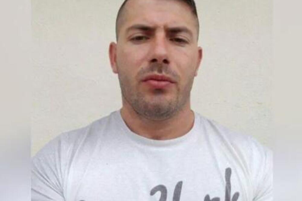 IVAN (35) NESTAO U NOĆI 3. JANUARA! Bio u kafani sa prijateljima, oni su otišli, a njemu se IZGUBIO SVAKI TRAG!