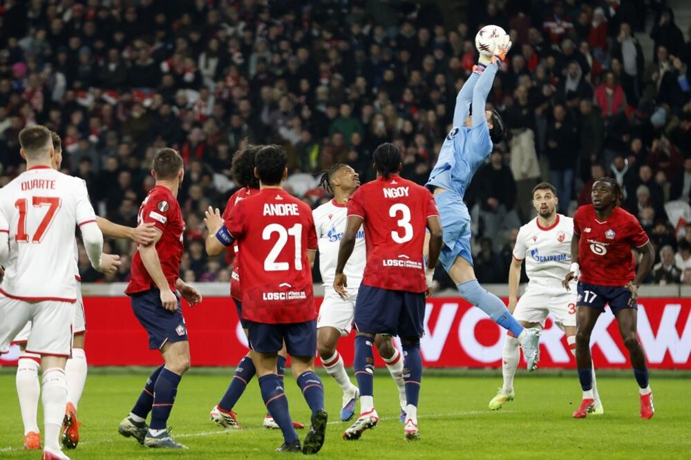 Učena utišao Lil u nadoknadi!