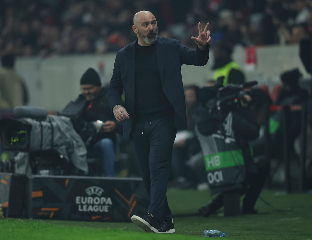 Dejan Stanković na utakmici Lila i Crvene zvezde u prvom meču baraža za osminu finala Lige Evrope