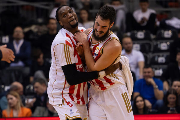 Ebuka Izundu uoči Reala - "zvalo me nekoliko klubova, izabrao sam Zvezdu - nadam se da će to uticati i na druge"