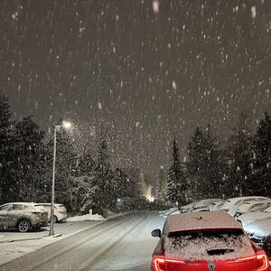 Izdato upozorenje svim vozačima: Jak sneg trenutno na ovom mestu u Srbiji