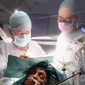 ISPLIVAO ŠOK SNIMAK IZ LEKARSKE ORDINACIJE: Sadržaj gledajte na sopstvenu odgovornost (VIDEO)