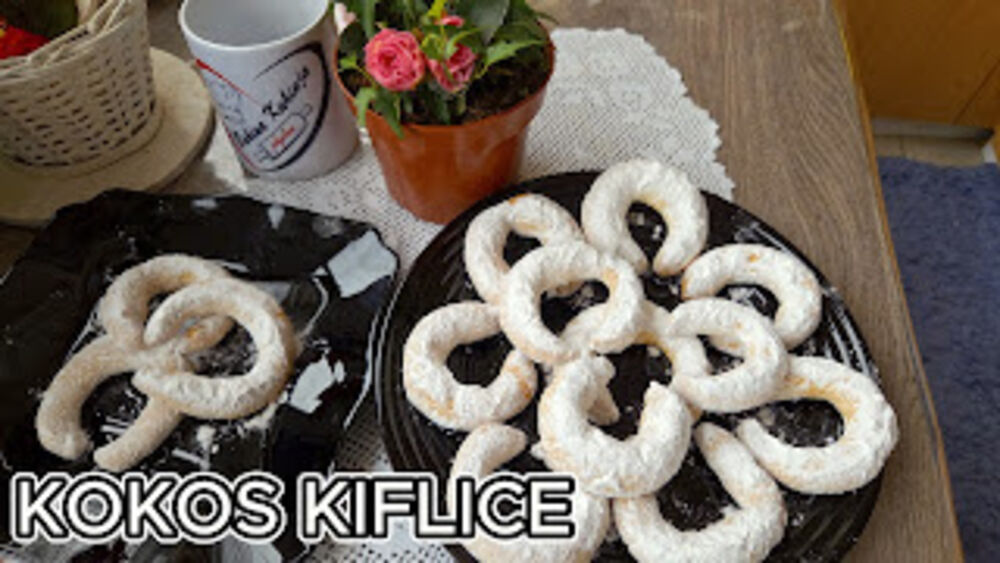 Kokos kiflice na tanjiru