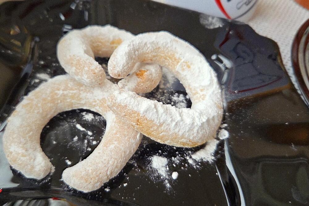 Najukusnije starinske kokos kiflice: Tajna se krije u jednom sastojku, ovakav recept ne postoji na internetu