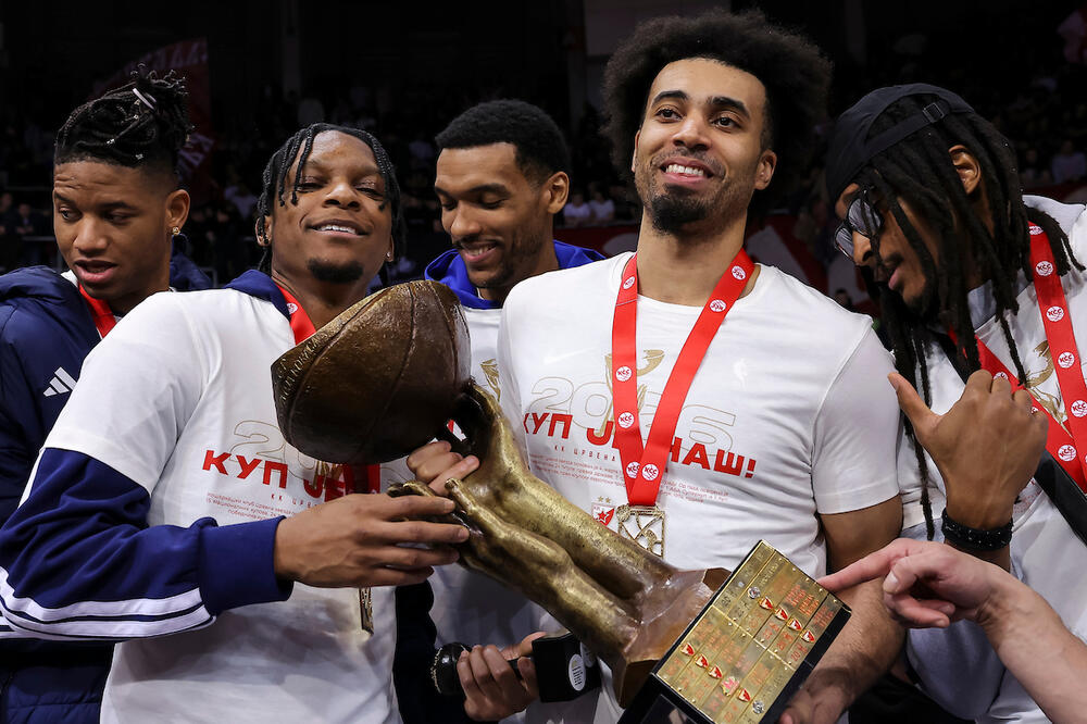 Nvora osvojio MVP priznanje!