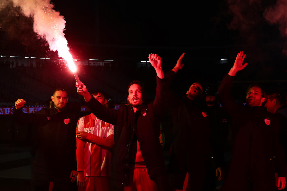 "Da ne budem bezobrazan, ali pet puta smo bolja ekipa od Partizana!" (Foto)