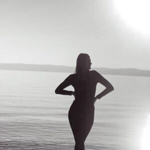 "TRAŽE BANANE SA ODREĐENIM PEGAMA...": Stjuardesa otkrila šta se radi na jahtama bogatih! Da čovek ne poveruje